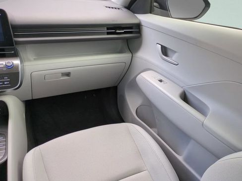 Certified 2024 Hyundai Kona SEL FWD image 26
