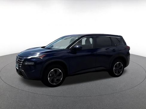 Used 2025 Nissan Rogue SV AWD/4WD image 7