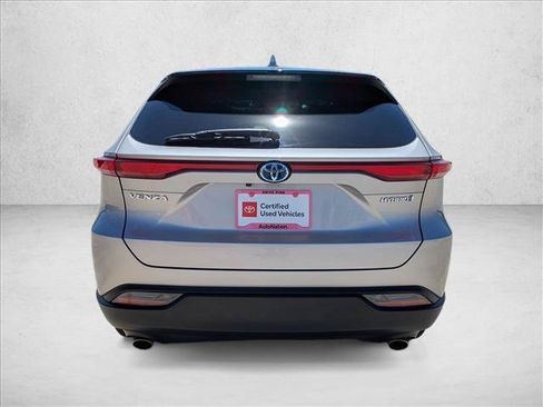 Certified 2021 Toyota Venza LE AWD/4WD image 7