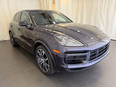 Certified 2019 Porsche Cayenne Turbo AWD/4WD image 7