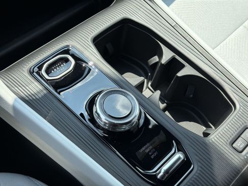 New 2026 Jeep Cherokee Laredo AWD/4WD image 21