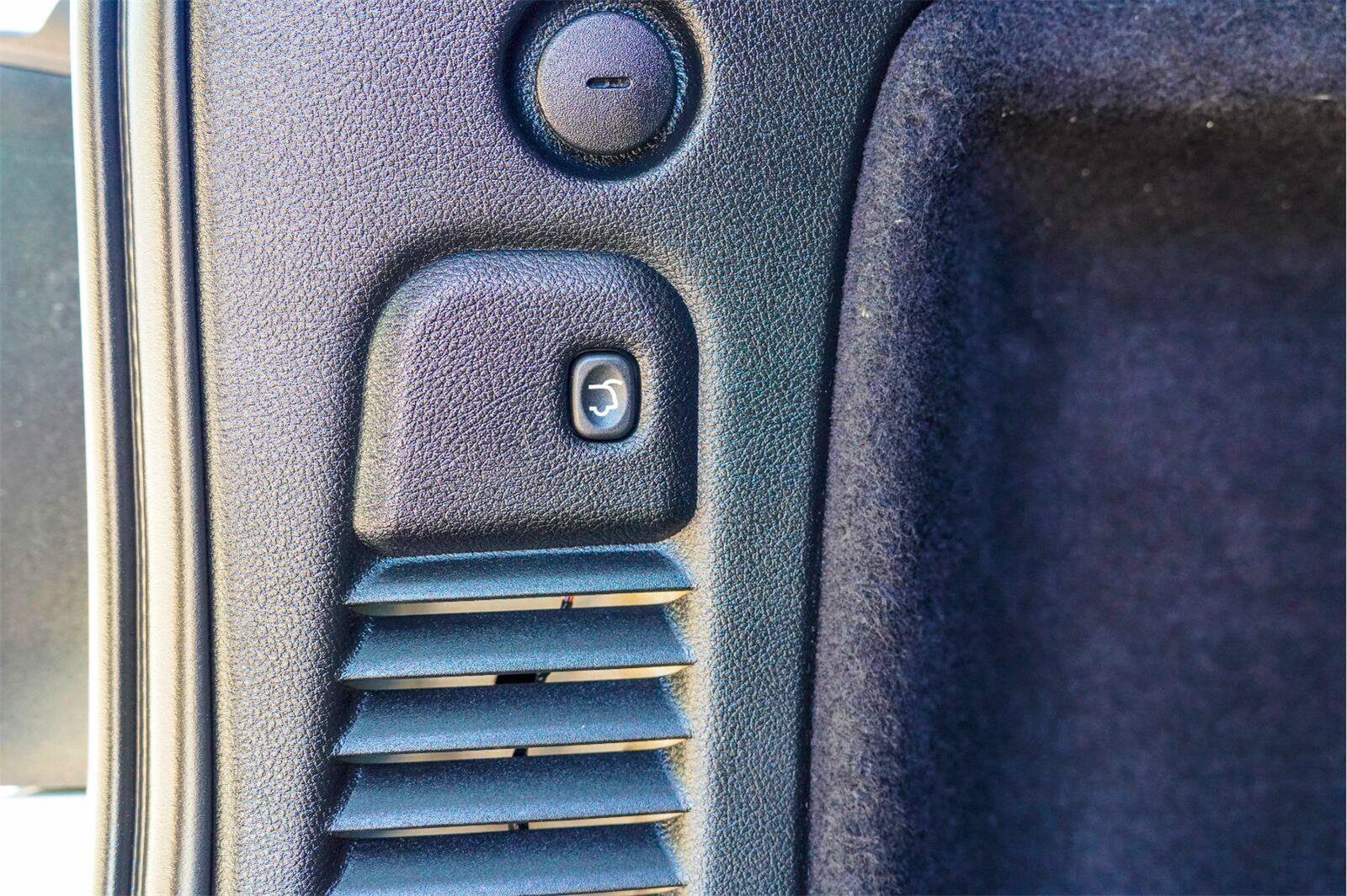 Used 2024 Dodge Durango R/T AWD/4WD image 10