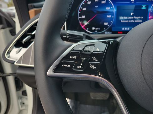 Used 2024 Mercedes-Benz E 350 4MATIC Sedan image 31