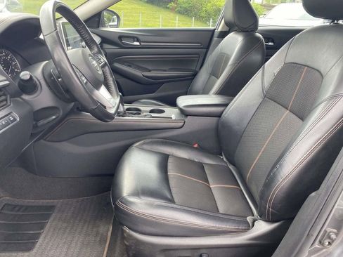 Used 2022 Nissan Altima 2.5 SR FWD image 14