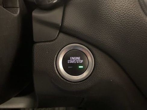 Used 2020 Chevrolet Equinox LT image 15