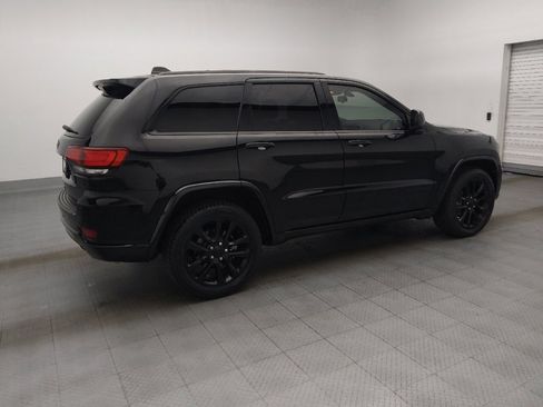 Used 2021 Jeep Grand Cherokee Laredo X RWD image 10