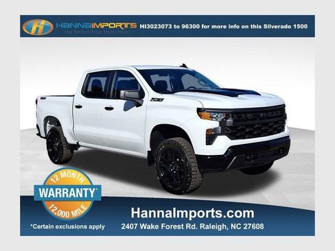 Used 2024 Chevrolet Silverado 1500 Custom Trail Boss w/ Dark Appearance Package image 1