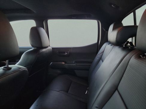 Used 2022 Toyota Tacoma TRD Pro image 11