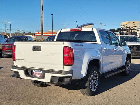 Used 2022 Chevrolet Colorado W/T w/ Custom Special Edition image 5