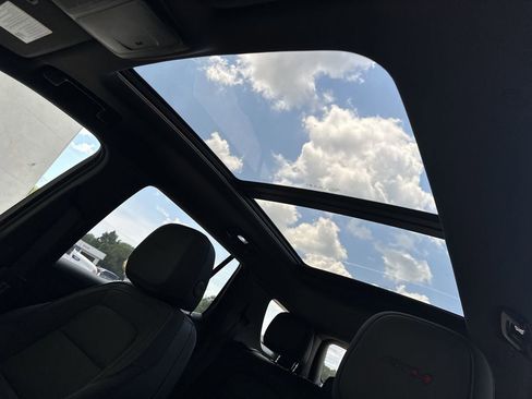 New 2026 GMC Terrain AT4 w/ Technology Package II AWD/4WD image 28