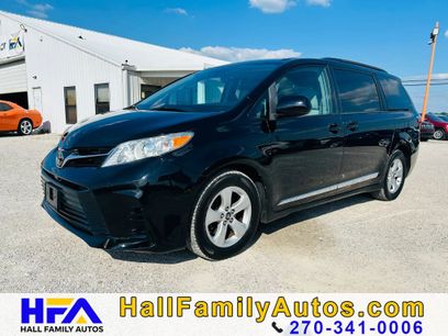 Used 2018 Toyota Sienna LE