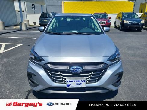 Used 2025 Subaru Legacy Limited AWD/4WD image 7