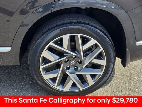 Used 2023 Hyundai Santa Fe Calligraphy image 40
