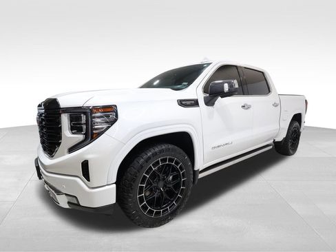 Used 2024 GMC Sierra 1500 Denali Ultimate AWD/4WD image 8