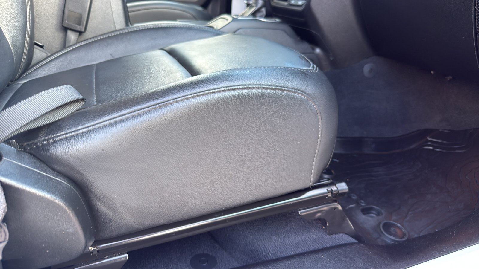 Used 2023 Jeep Gladiator Sport AWD/4WD image 22