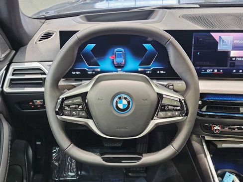 New 2025 BMW i4 xDrive40i image 11