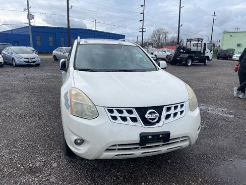 Used 2013 Nissan Rogue SL image 3