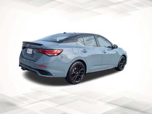 Used 2025 Nissan Sentra SR w/ Midnight Edition image 3