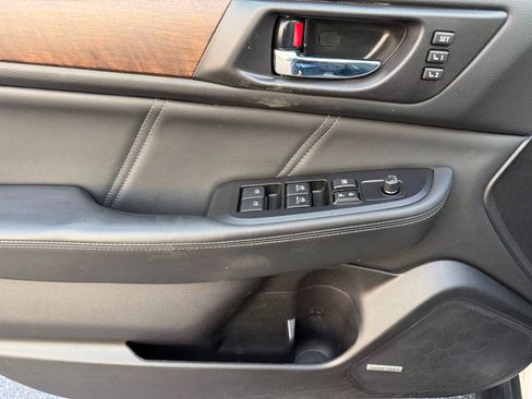 Used 2018 Subaru Outback 2.5i Limited image 20