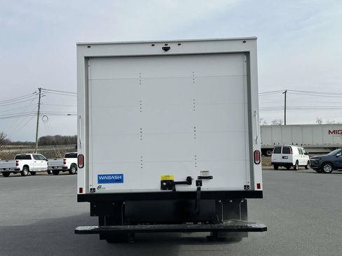 New 2024 Chevrolet Express 4500 w/ Power Convenience Package RWD image 14