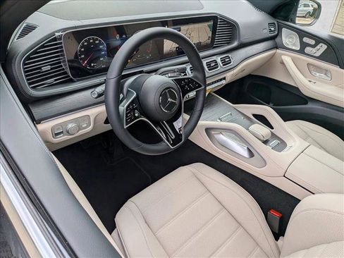 New 2026 Mercedes-Benz GLE 450 4MATIC Coupe image 3