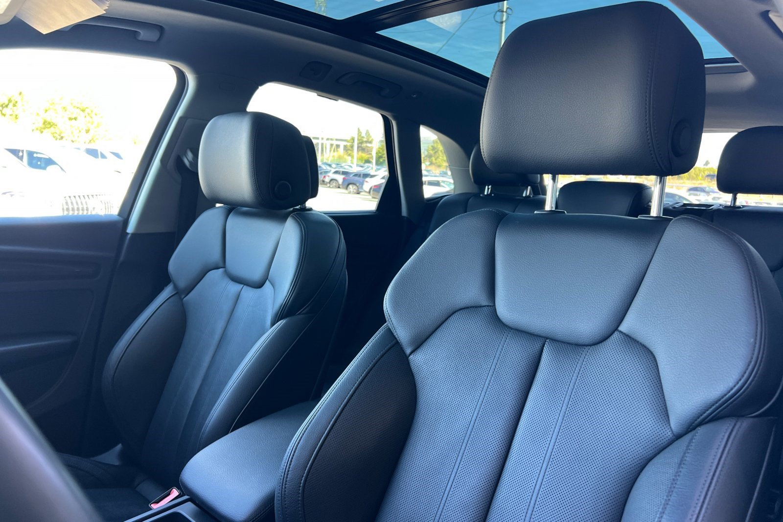 Used 2018 Audi Q5 2.0T Premium Plus w/ Premium Plus Package AWD/4WD image 29