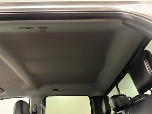 Used 2023 Ford F150 Lariat w/ FX4 Off-Road Package image 51