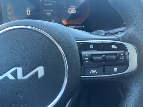 Used 2026 Kia K5 LXS FWD image 15