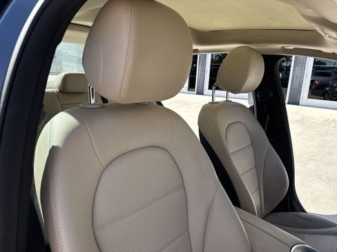 Used 2018 Mercedes-Benz C 300 C 300 w/ Premium Package image 47