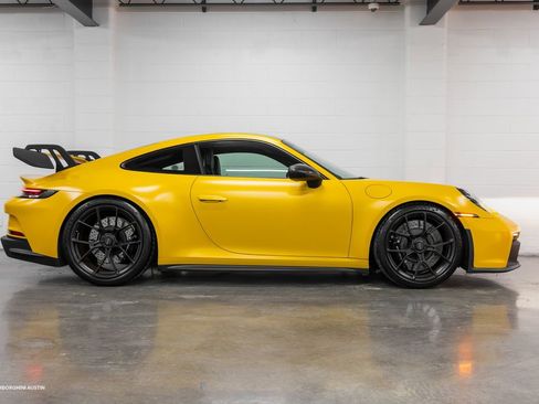 Used 2022 Porsche 911 GT3 RWD image 15