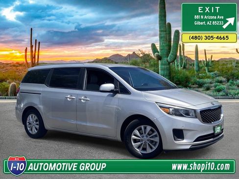 Used 2017 Kia Sedona LX w/ LX Essentials Premium Package FWD image 1