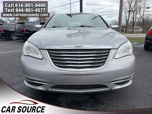 Used 2013 Chrysler 200 Limited image 2