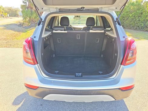 Used 2019 Buick Encore Preferred w/ Safety Package image 5