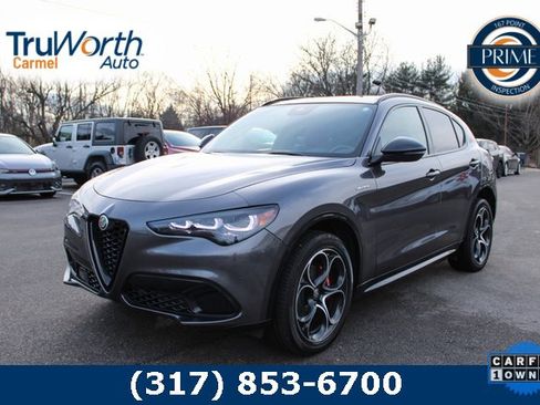 Used 2024 Alfa Romeo Stelvio Veloce image 1