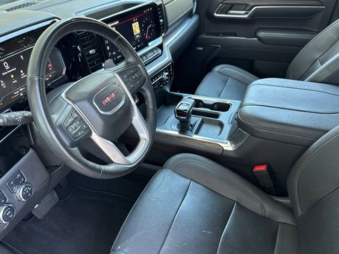 Used 2023 GMC Sierra 1500 SLT w/ SLT Convenience Package AWD/4WD image 9