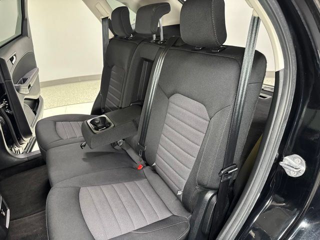 Used 2017 Ford Edge SE AWD/4WD image 22