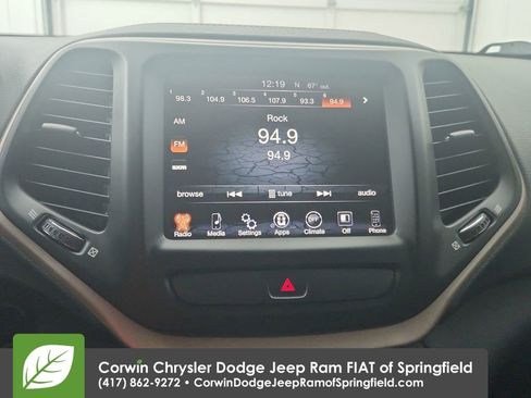 Certified 2016 Jeep Cherokee Latitude image 24