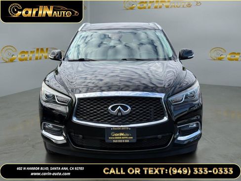 Used 2020 INFINITI QX60 Luxe w/ Essential Package FWD image 2