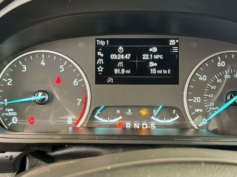 Used 2018 Ford EcoSport SES w/ SES Cold Weather Package image 12