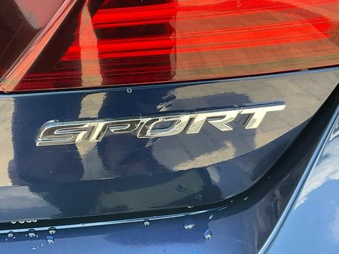 Used 2016 Honda Accord Sport image 35