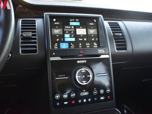 Used 2019 Ford Flex Limited image 18