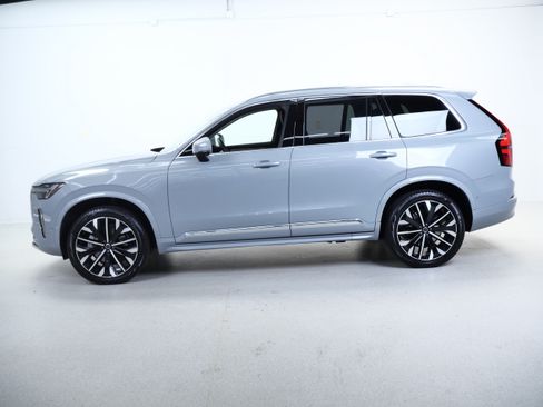 Used 2025 Volvo XC90 B6 Plus AWD/4WD image 10