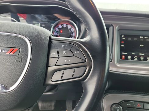 Used 2023 Dodge Challenger SXT image 20