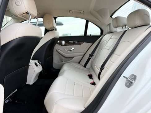 Used 2016 Mercedes-Benz C 300 4MATIC Sedan image 27