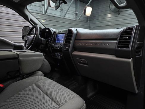 Used 2022 Ford F350 XLT w/ FX4 Off-Road Package AWD/4WD image 14