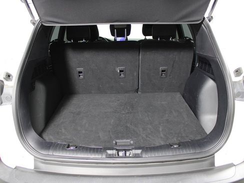 Used 2022 Ford Escape SE image 24