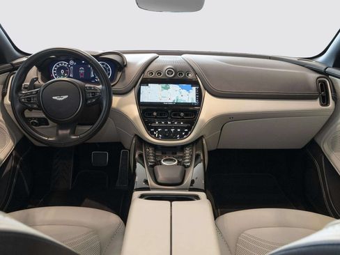 Used 2024 Aston Martin DBX AWD/4WD image 34