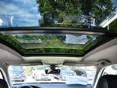 New 2026 Volkswagen Atlas SE image 28