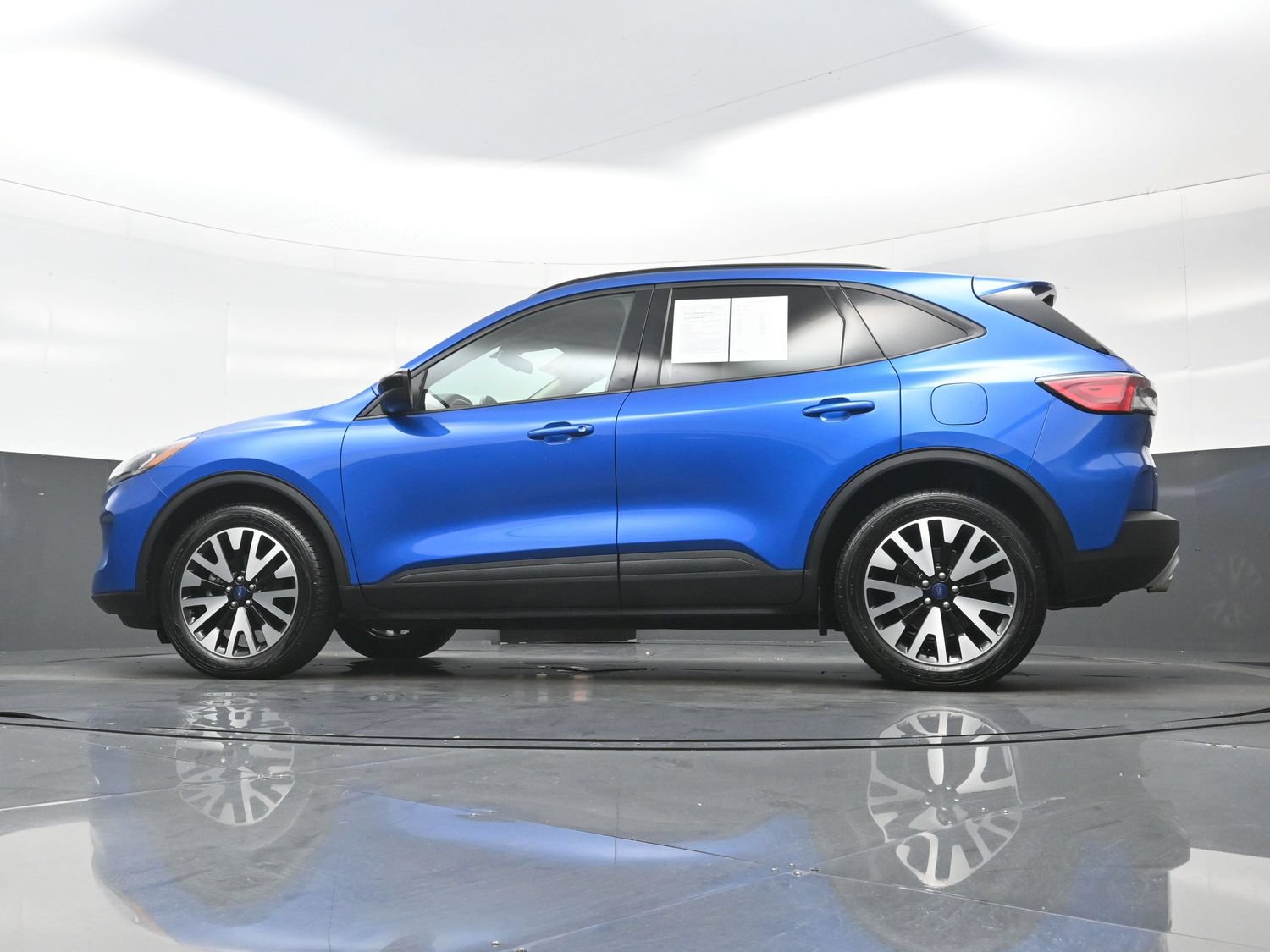 Used 2020 Ford Escape SE Sport AWD/4WD image 30