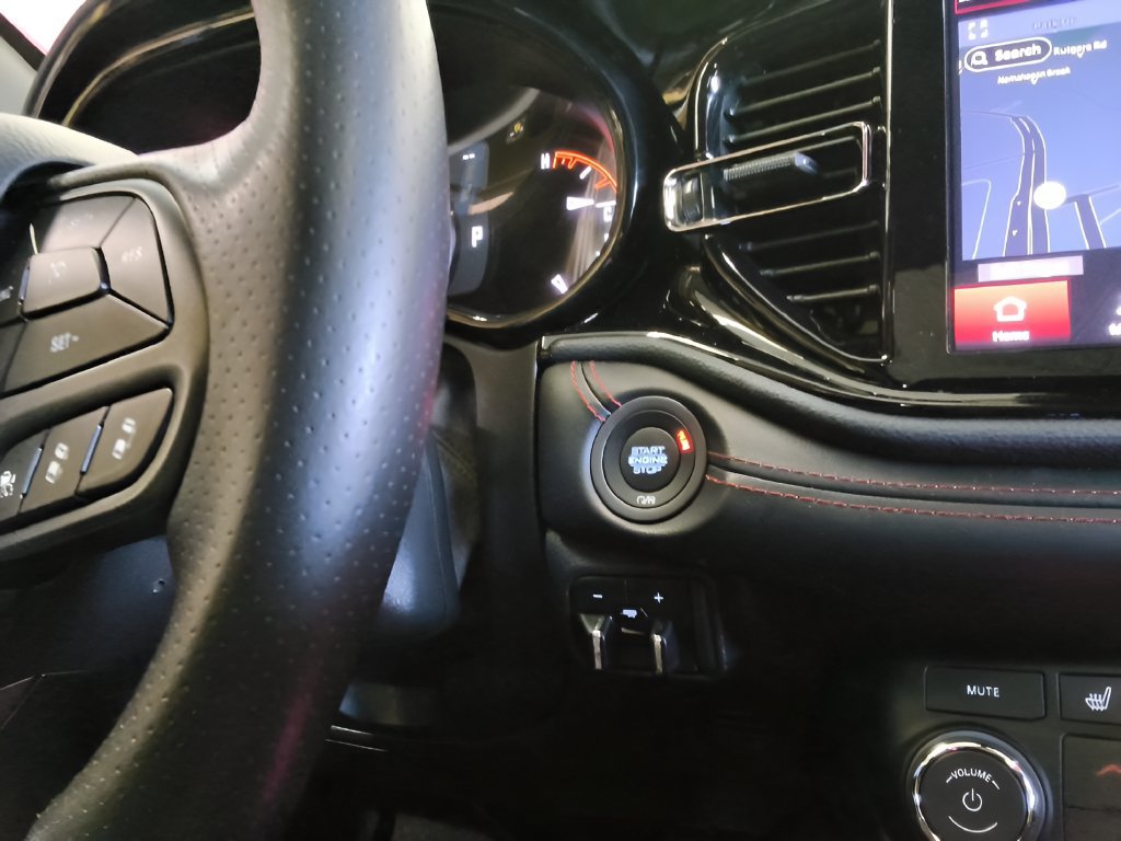 Used 2023 Dodge Durango R/T w/ Tow 'N Go Package AWD/4WD image 32